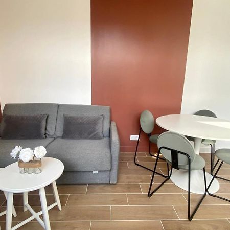 Appartement Confortable Proche Grands Boulevard 4P Parijs Buitenkant foto